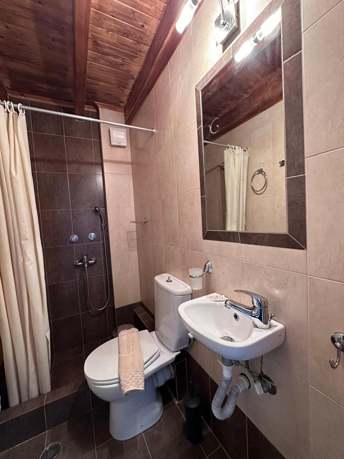 Green Island Studios Skala  Room photo